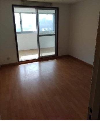Abu shakra building room