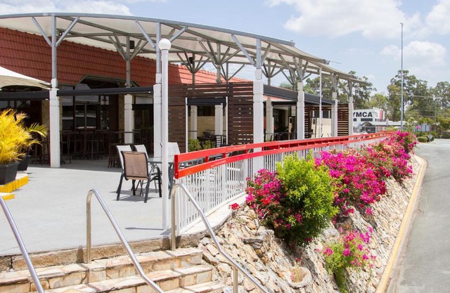 Acacia Ridge Hotel
