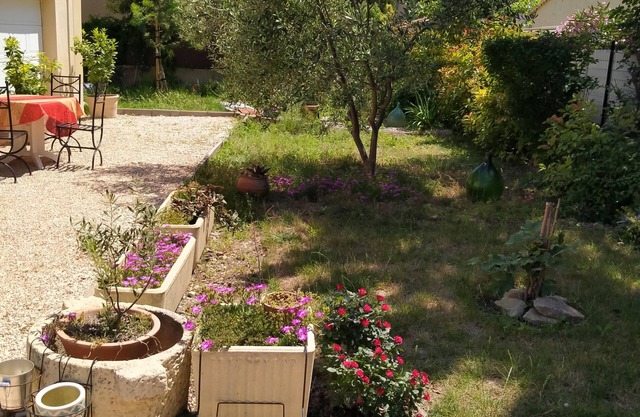 Accommodation in L'Isle sur la Sorgue, 5 minutes' walk from the town center