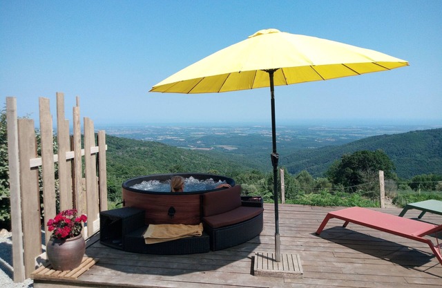 Accommodation on a farm in the heart of the Corsican scrubland