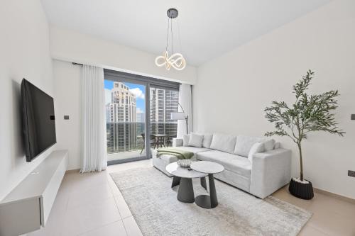 Act tower-1BR near burj khalifa