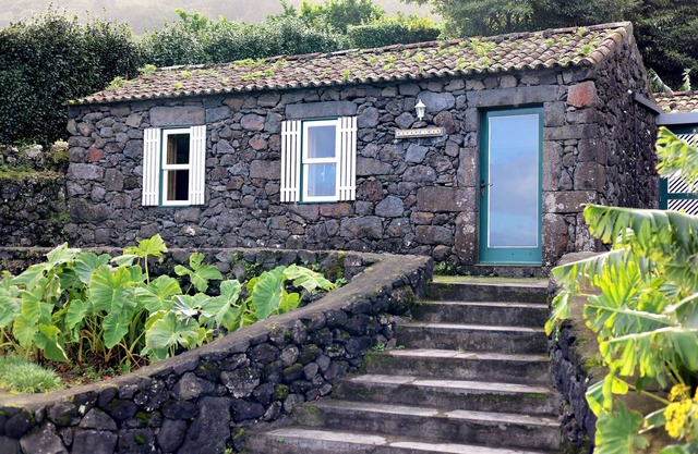 Adega das Bananeiras - Adegas do Pico