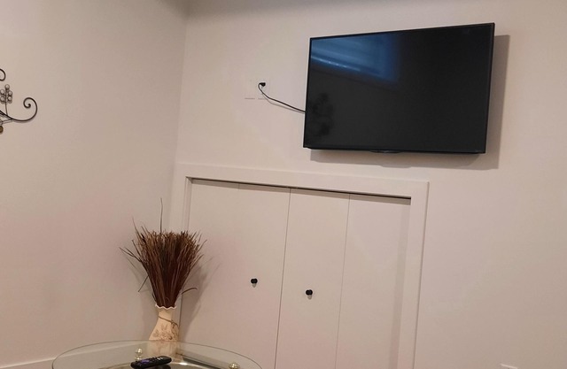 Adorable 1 bed room legal basement suite