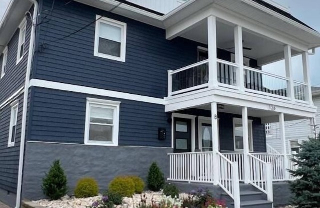 Adorable 2BR 2Bath home 3 blocks from the beach in the heart of Margate, NJn