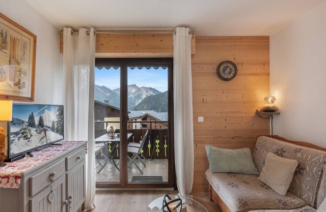 Adorable 4-person flat - close to the slopes