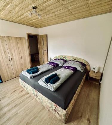 Adrspach family apartment