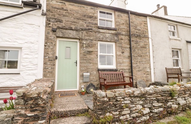AFALLON, family friendly, character holiday cottage in Penmachno