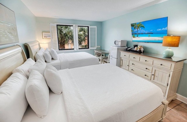 Affordable 2nd Floor Resort View Lodge Room