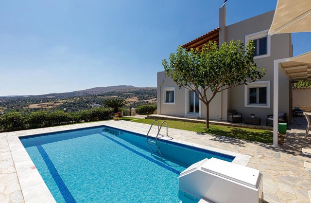 Agios Antonios Villas