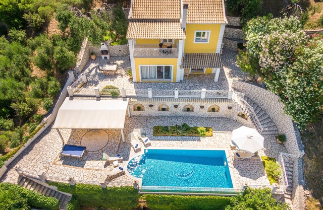 Agios Stefanos Bay - Villa Maria