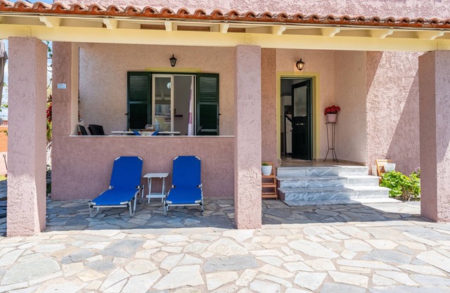 Aglaia's 7th Branch A Apartment with Mountain View, Wi-Fi and Air Conditioning