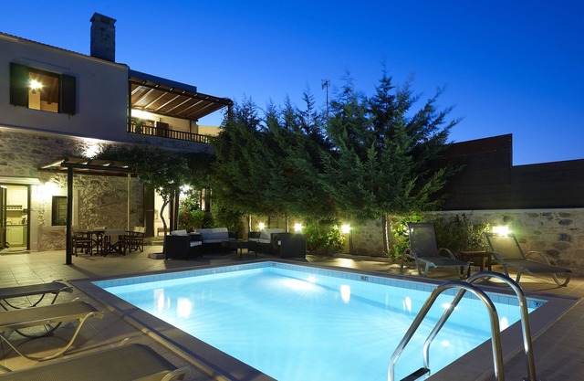 AGRIELIA VILLA FAMILY - FRIENDLY VILLA IN HERAKLION CRETE