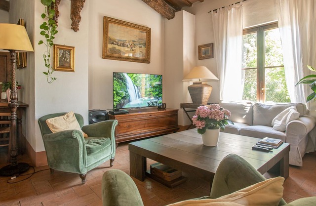 Agriturismo 'Del Fontino' with Garden & Wi-Fi