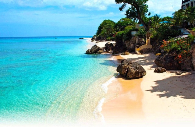 Air conditioned 2 bed near Dover Beach