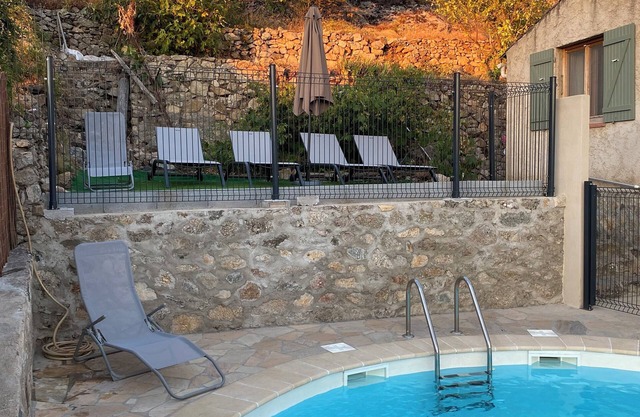 Air-conditioned village house with swimming pool -Casa Orsini -