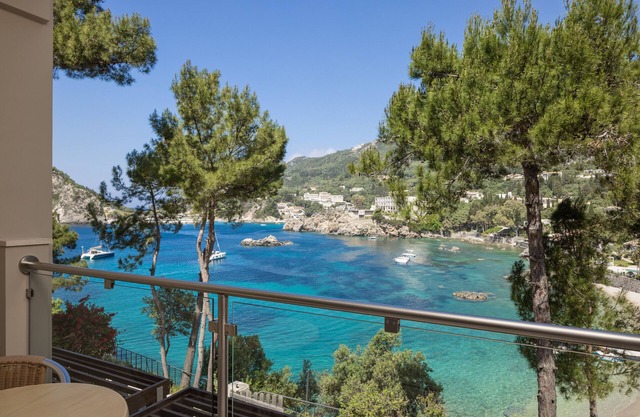 Akrotiri Beach Resort Hotel - Adults friendly