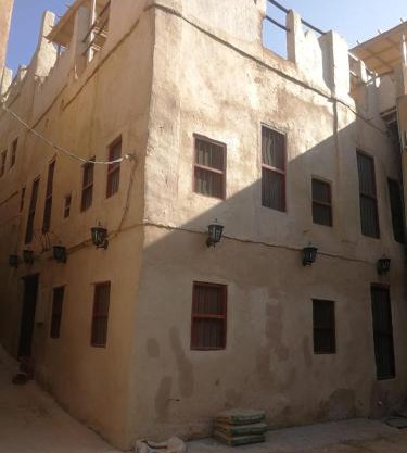 Al Hamra Old House