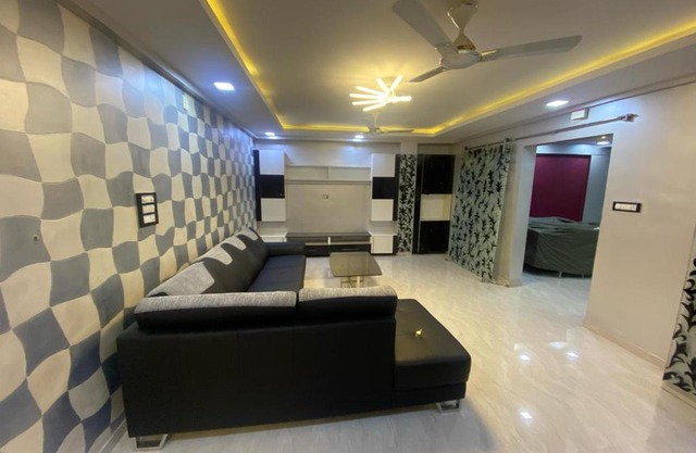 AL-MANAL 301 luxury Suite 3BHK