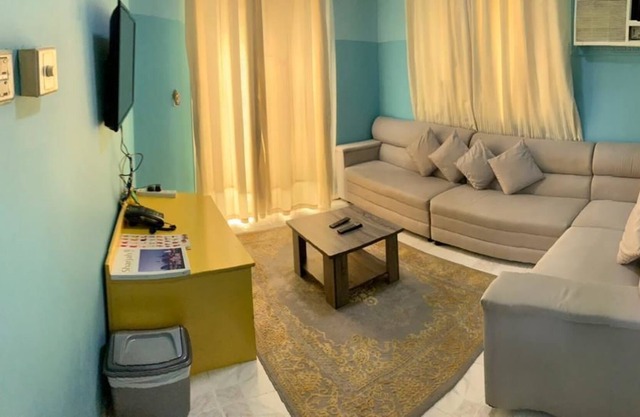 Al Rawdha Hotel Flats