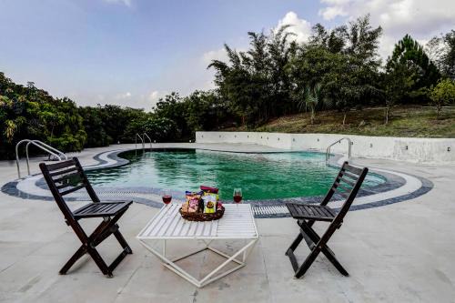 Alaya Stays Fortezza Pet-friendly 6-BHK Farmhouse With Private Pool, Gazebo & Lush Garden
