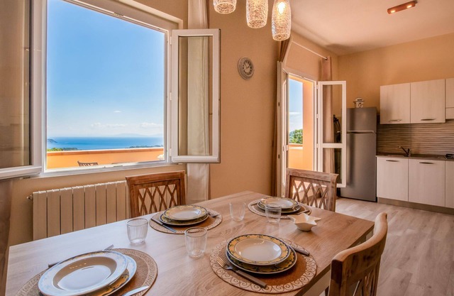 Alba del Mare, Capoliveri