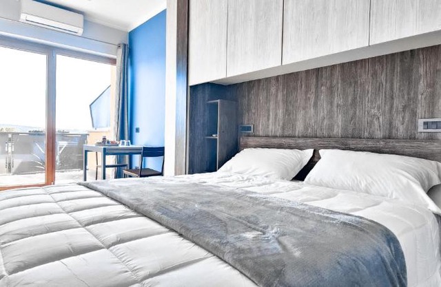 Albatros Accommodations