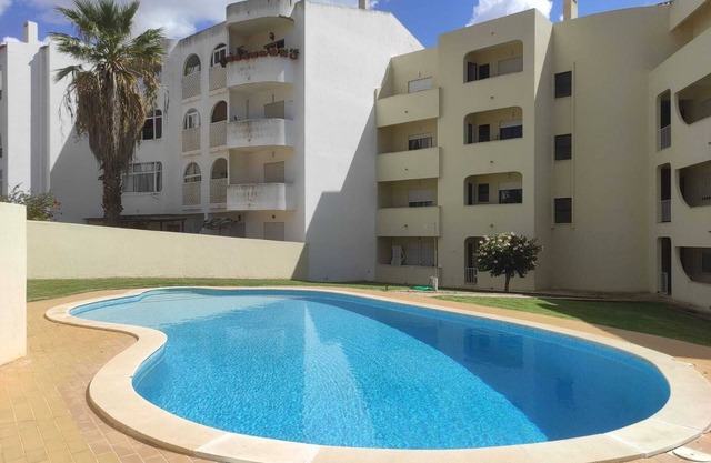 Albufeira. Apartment appreciated by tenants from several countries. (64 reviews)