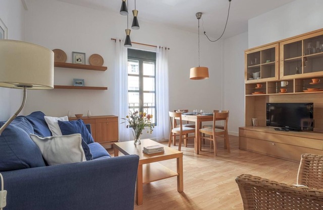 Alejo Fernandez Dreams of Santa Cruz Oasis Seville