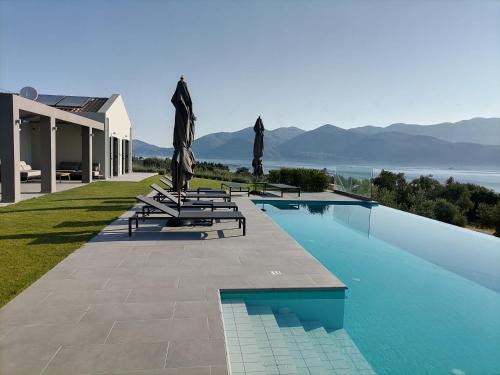 Alekos Beach Houses-Elia Villas