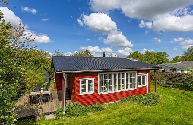 "Aleta" - 300m from the sea by Interhome