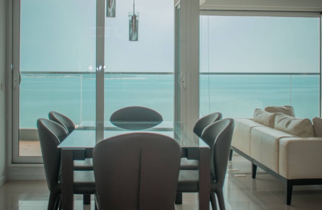 Alexander beach 1102