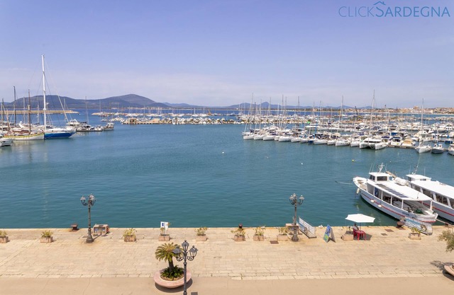 Alghero Apartment Nettuno with Panoramic Sea Front Terrace and Bay View