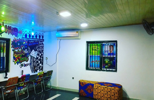 All Ensuite Private Apartment with Unlimited fast Wifi and 24/7 electricity