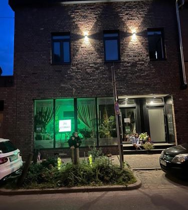 All-In Apartments in Fischeln mit Gartenblick, nähe Düsseldorf - Messe - Airport - HELIOS