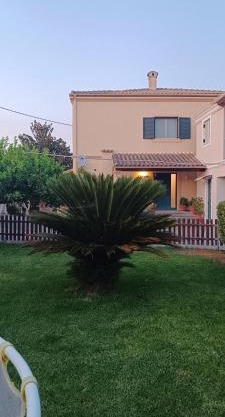 All season House