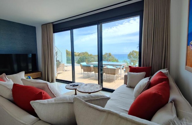 ALLONBAY sea front superb penthouse