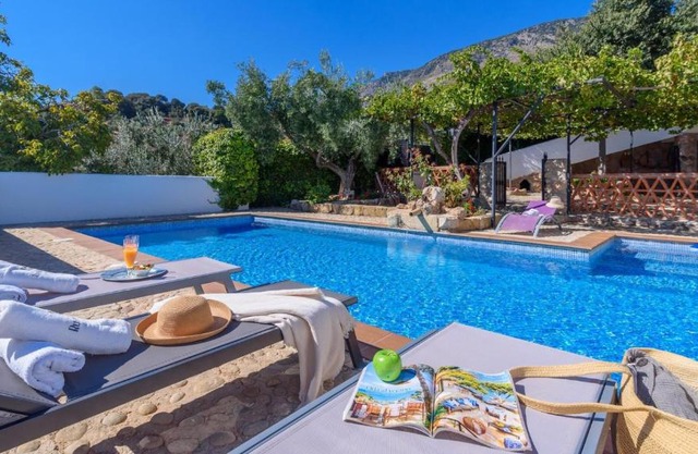 Alojamiento Rural El Aguelo Belmez de la Moraleda by Ruralidays