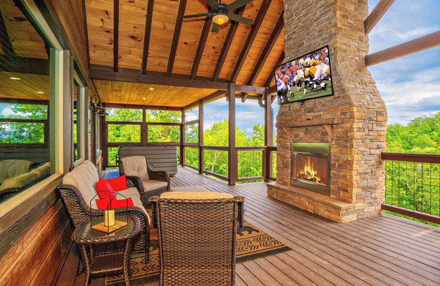 ALongViewSplash: Pool, Mtn View, Pet-Friendly, Theater, Game Room, Hot Tub, WiFi