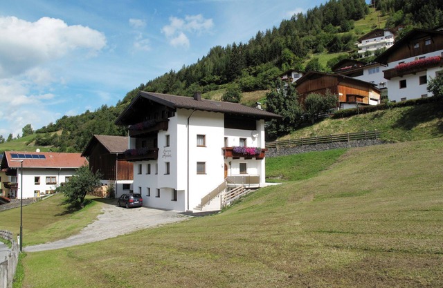 Alpenherz by Interhome
