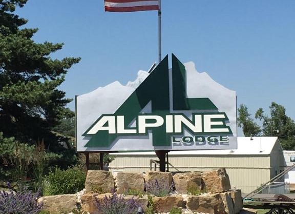Alpine Lodge