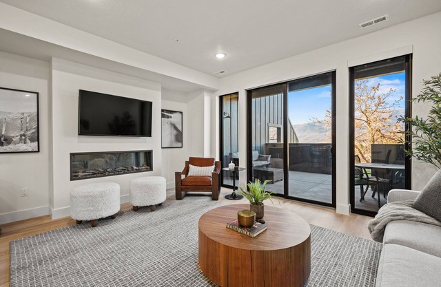 Alpine Retreat at the Pointe | Golf | Mtn Views