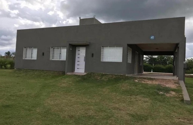 Alquiler temporal casa Bialet Masse con pileta, cancha de fútbol, mesa de pool y ping pong
