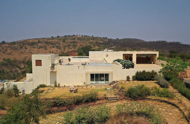 amã Stays & Trails Cliffs Edge Sangrun, Khadakvasla