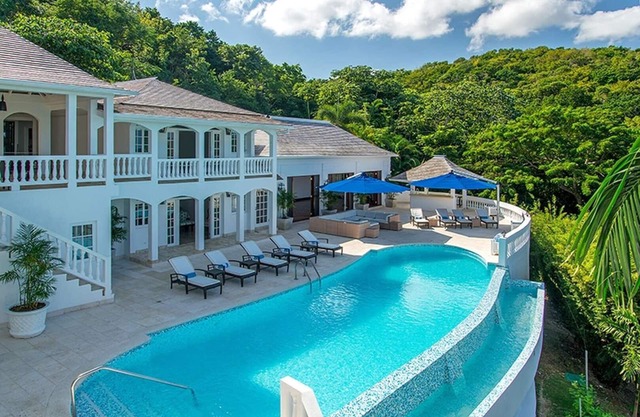 Amana (6/10 Rooms) Luxury villa
