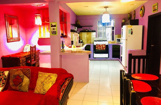 Amazing 3 Bedroom Apartment Best View, & Fireplace