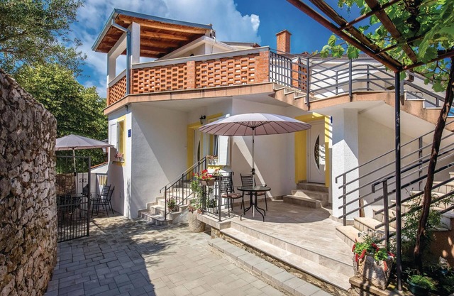 Amazing apartment in Novi Vinodolski