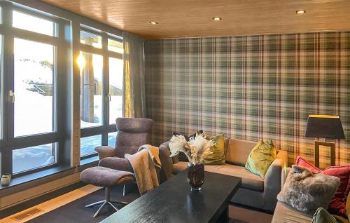 Amazing Apartment In Noresund With Wifi
