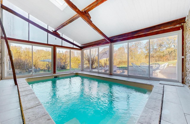 Amazing home in St-Hilaire-le-Château
