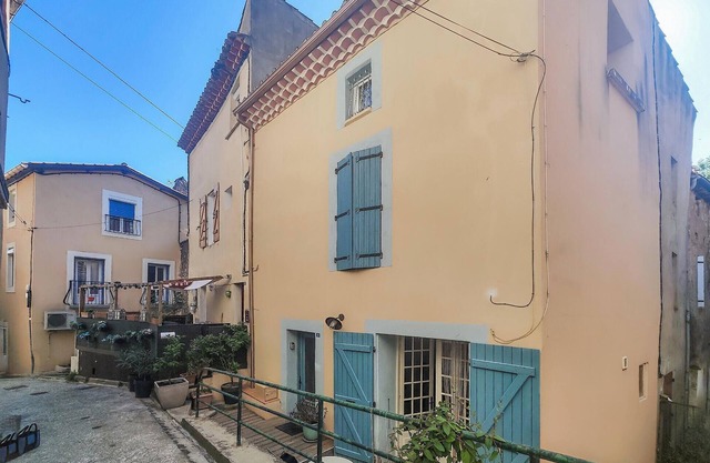 Amazing home in Cessenon-sur-Orb