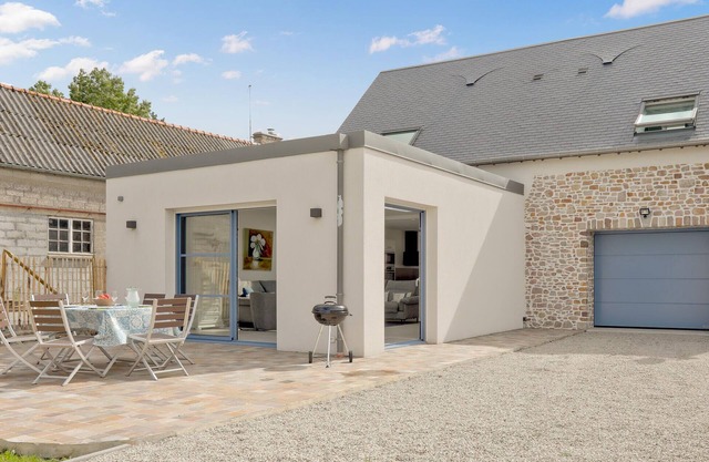 Amazing home in Creances with WiFi